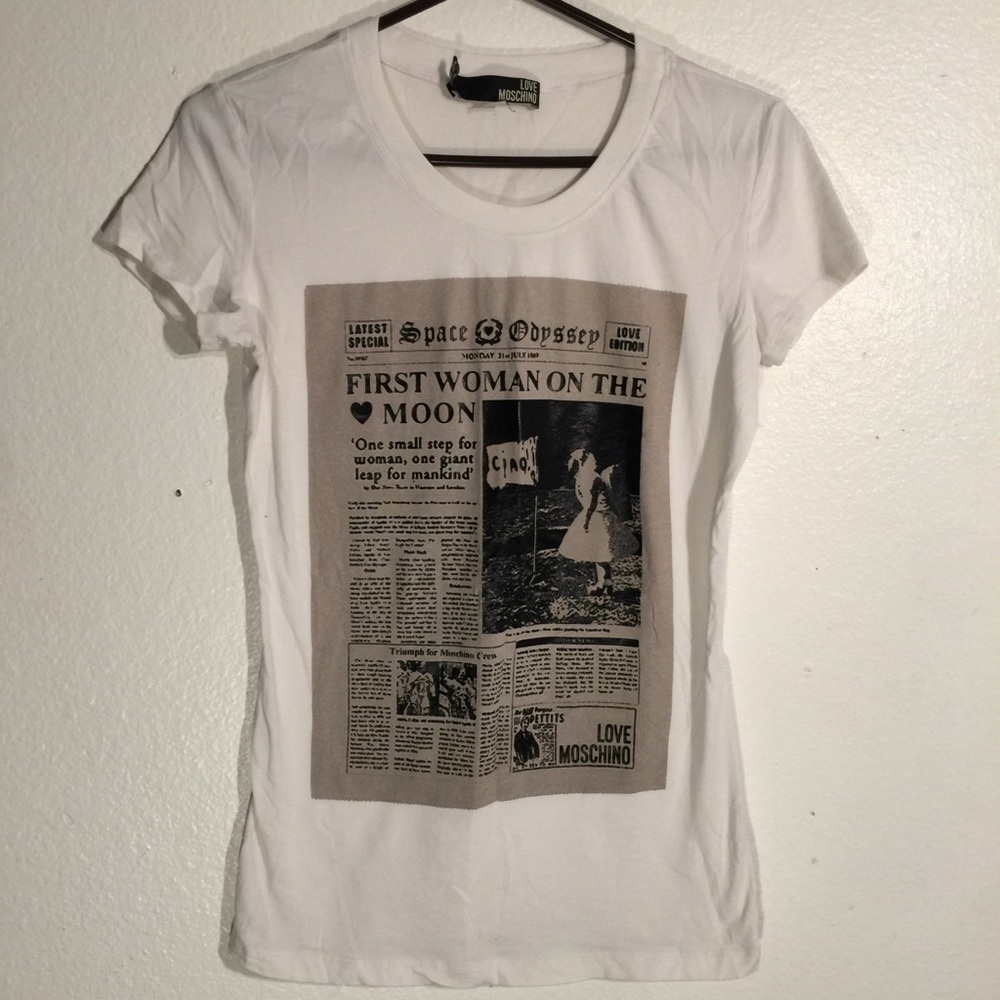 MOSCHINO T-shirt